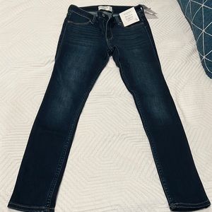 Abercrombie Mid-rise Jean Legging